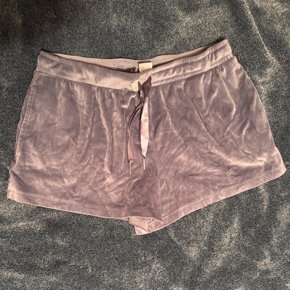Plush Velour Lounge Shorts - Dusty Lavender